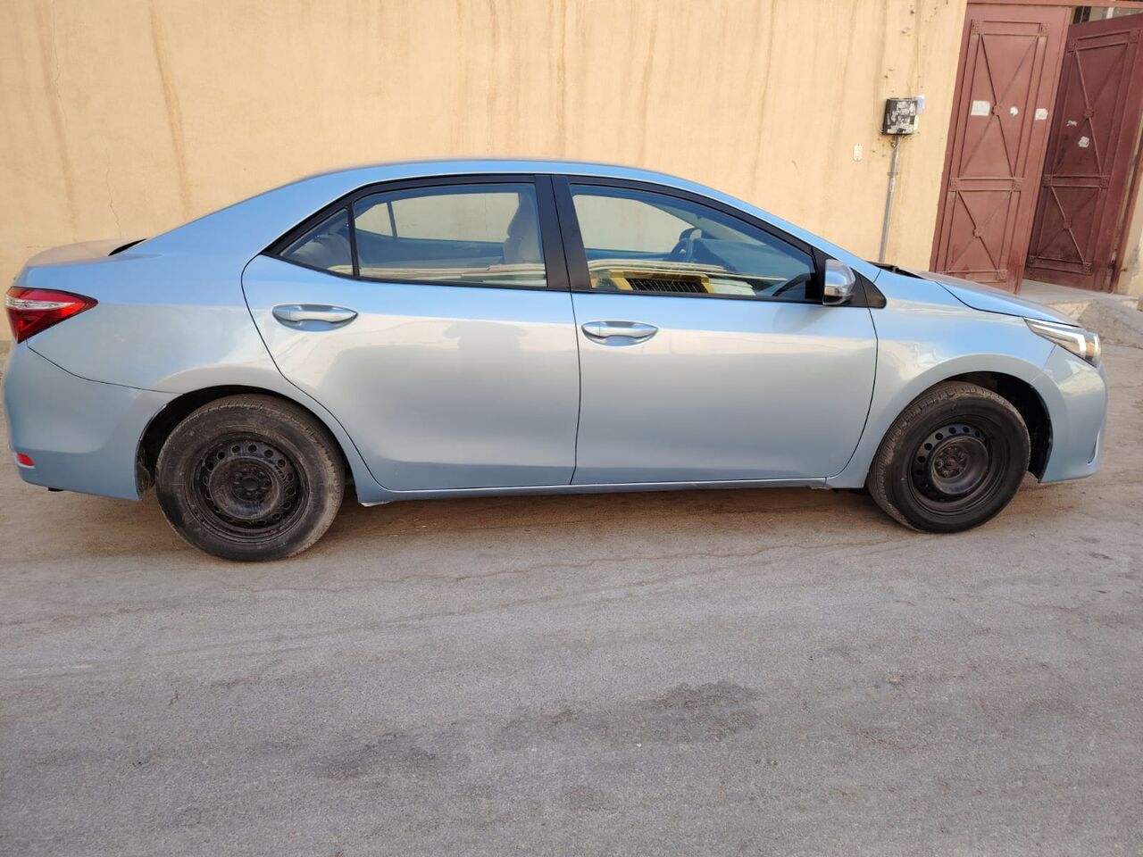Riyadh, Vehicles, Cars & Trucks , SAR 35000,  TOYOTA COROLLA,  2016,  Automatic,  297 KM,  Need Urgent Money