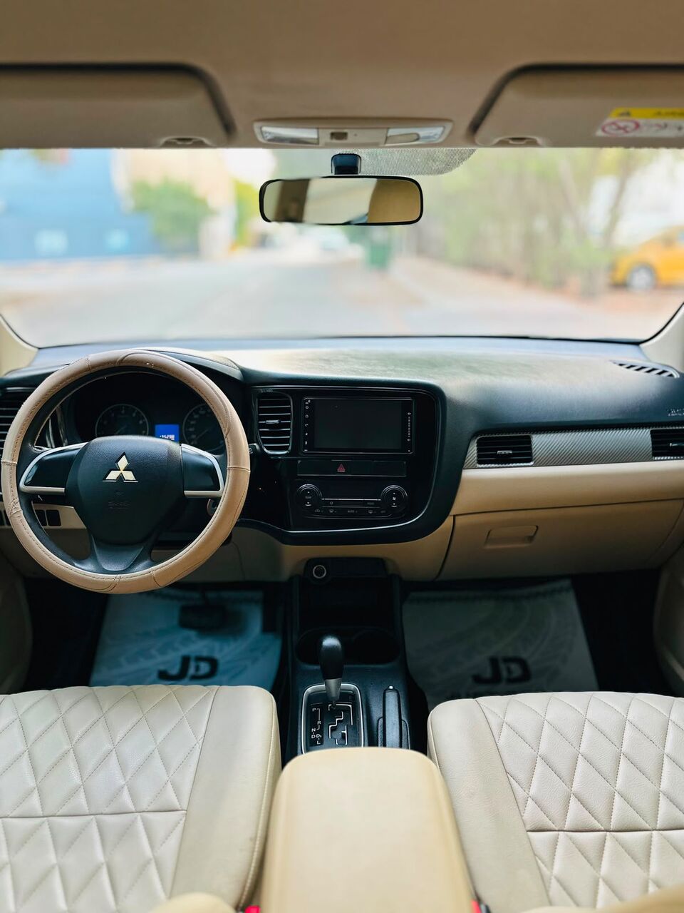 Segaya, Vehicles, Cars & Trucks , BHD 3650,  Mitsubishi Outlander,  2016,  Automatic,  135000 KM,    MODEL WELL MAINTAINED 5 SEATER SUV CALL OR WHATSAPP ON 35400768