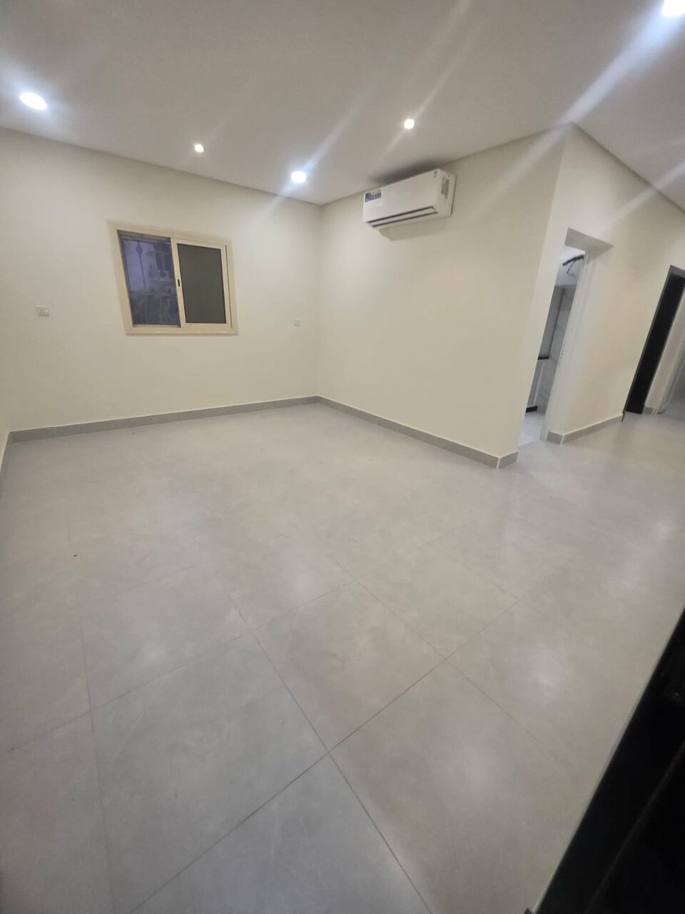 Khobar, Apartments, Flats, Houses & Villas, SAR 27500/year,  2 BR,  Consists Of:- 2 Bedrooms, A Living Room ,  2bathrooms, And A Kitchen,   Fast Floor, Extern