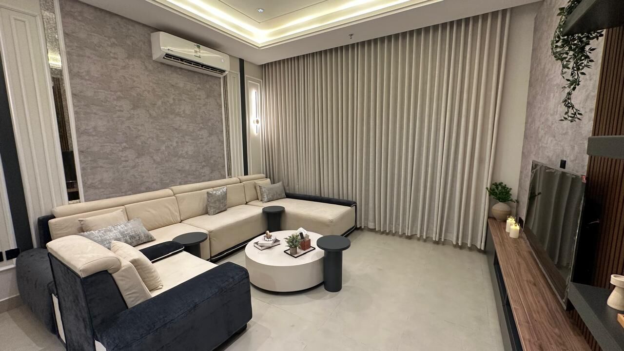 Riyadh, Housing Exchanges, SAR 14/month,  3 BR,  Luxury Executive Residence | Premium 3-Bedroom Apartment In Al Munsiyah