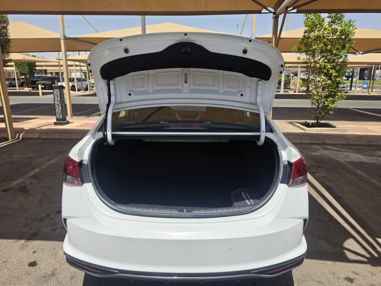 Jeddah, Vehicles, Cars & Trucks , SAR 38000,  Hyundai Accent,  2023,  Automatic,  138000 KM,  Neat And Clean   Model For Sale - 38000 SAR