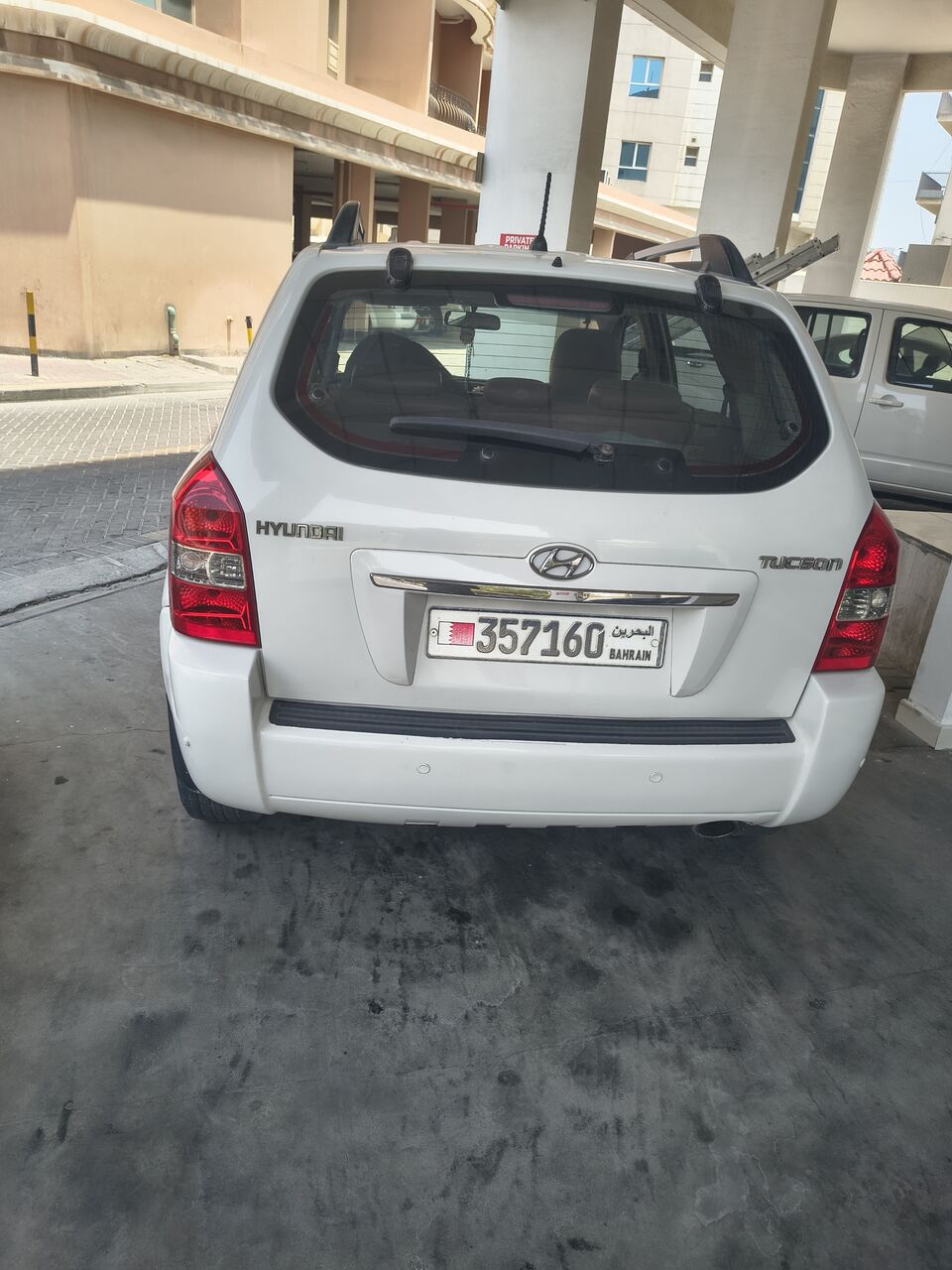 Manama, Vehicles, Cars & Trucks , BHD 1550,  Hyundai Tucson,  2009,  Null,  165000 KM,   Full Option