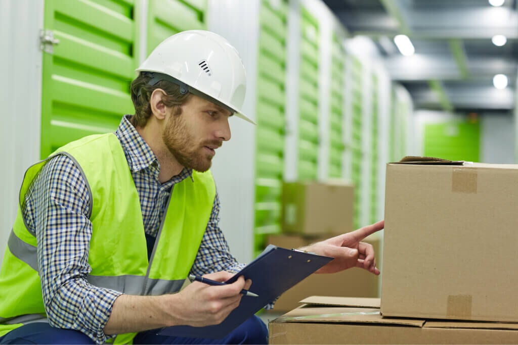 Sharjah, Logistics, Freight Forwarding Service In Al Hamriyah