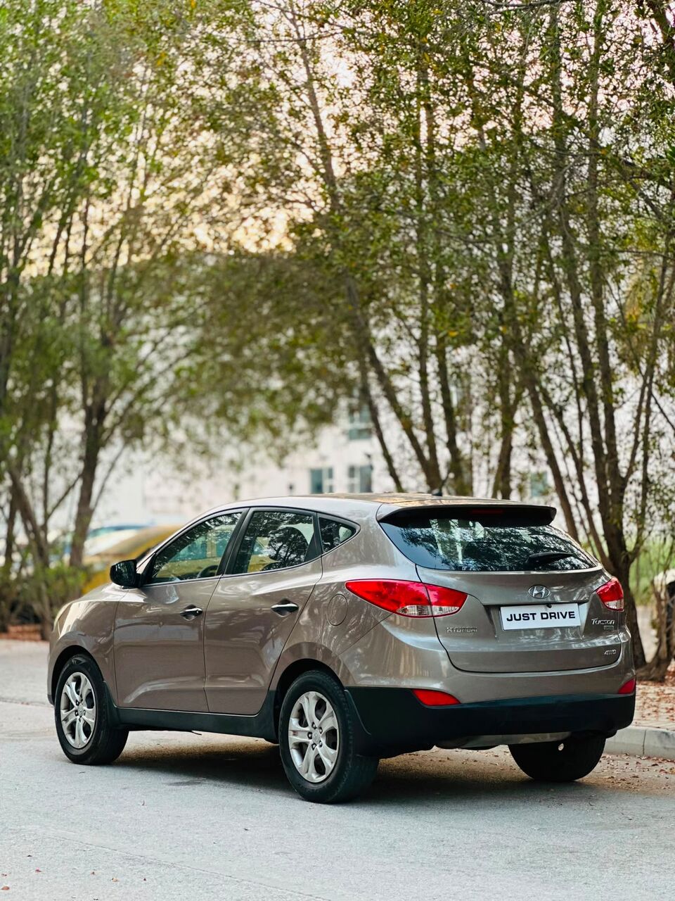 Segaya, Vehicles, Cars & Trucks , BHD 2350,  Hyundai Tucson,  2013,  Automatic,  211000 KM,    MODEL WELL MAINTINED USED SUV CALL OR WHATSAPP ON 35400768 ,33665080
