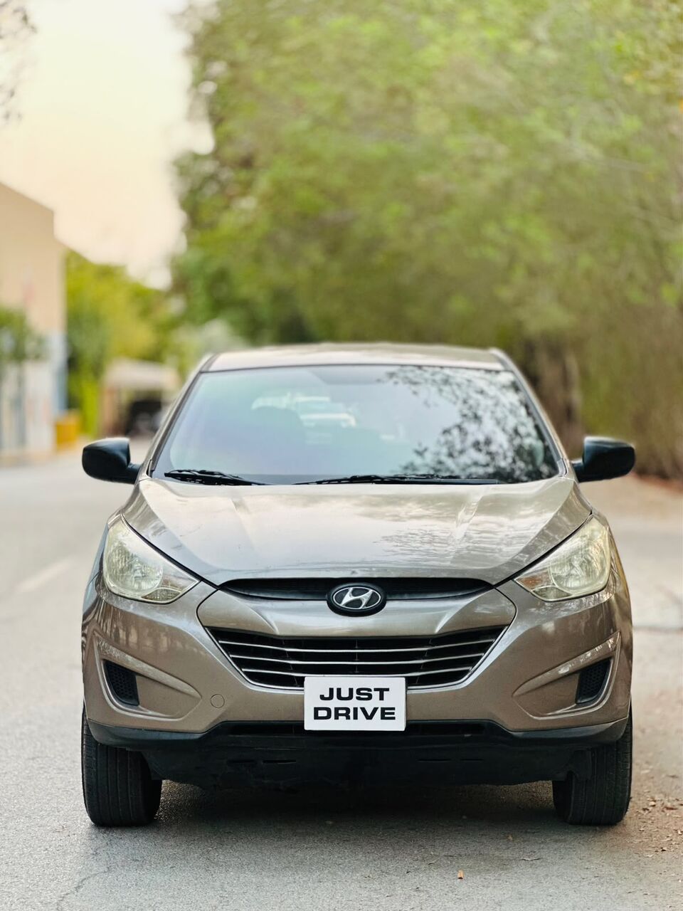 Segaya, Vehicles, Cars & Trucks , BHD 2350,  Hyundai Tucson,  2013,  Automatic,  211000 KM,    MODEL WELL MAINTINED USED SUV CALL OR WHATSAPP ON 35400768 ,33665080