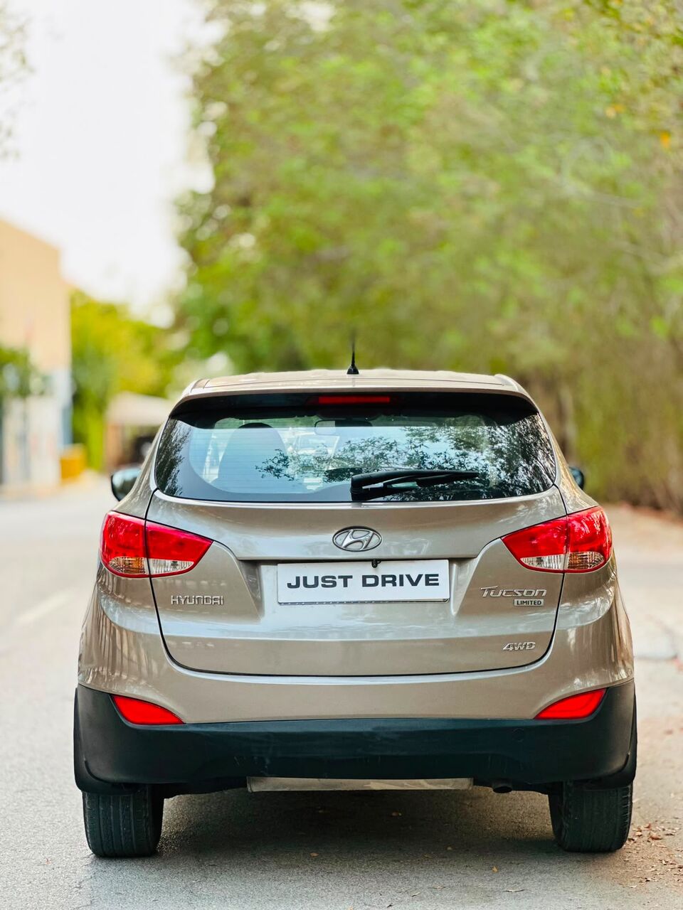 Segaya, Vehicles, Cars & Trucks , BHD 2350,  Hyundai Tucson,  2013,  Automatic,  211000 KM,    MODEL WELL MAINTINED USED SUV CALL OR WHATSAPP ON 35400768 ,33665080