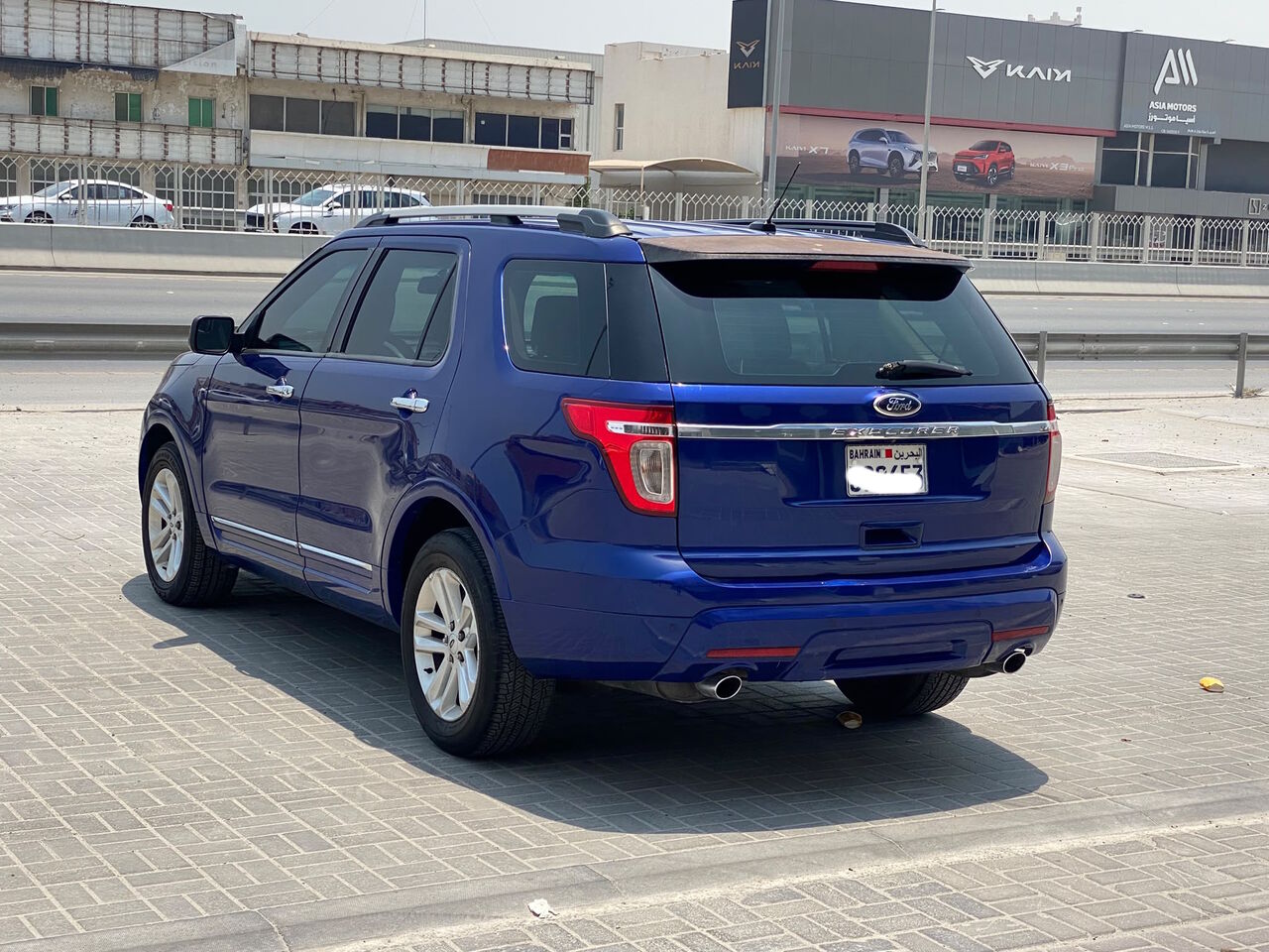 Manama, Vehicles, Cars & Trucks , BHD 2300,  Ford Explorer,  2014,  Automatic,  227850 KM,     (Blue)