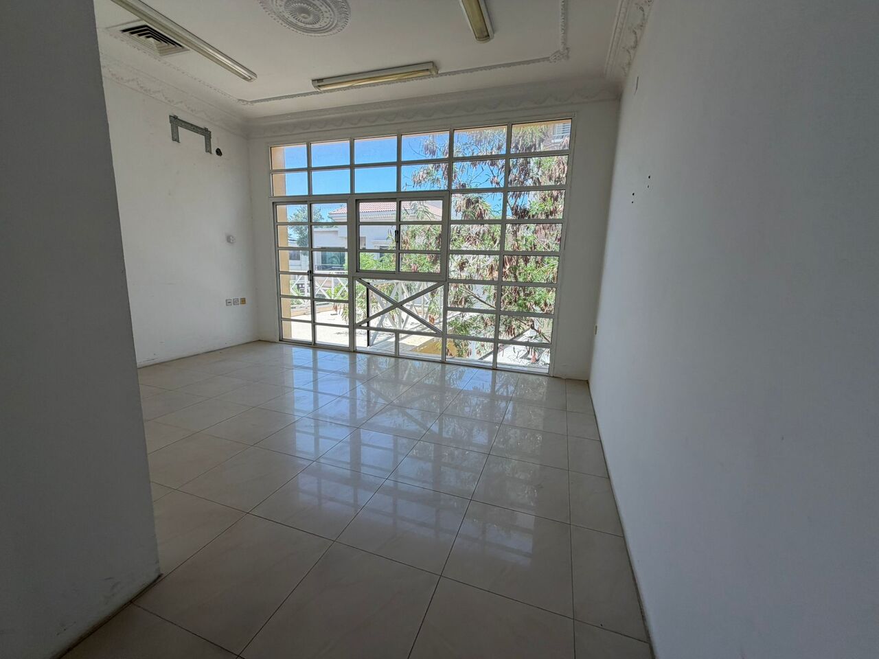 Mahooz, Villas, BHD 1200,  5BR Private Villa For Rent In Mahooz | Private Swimming Pool