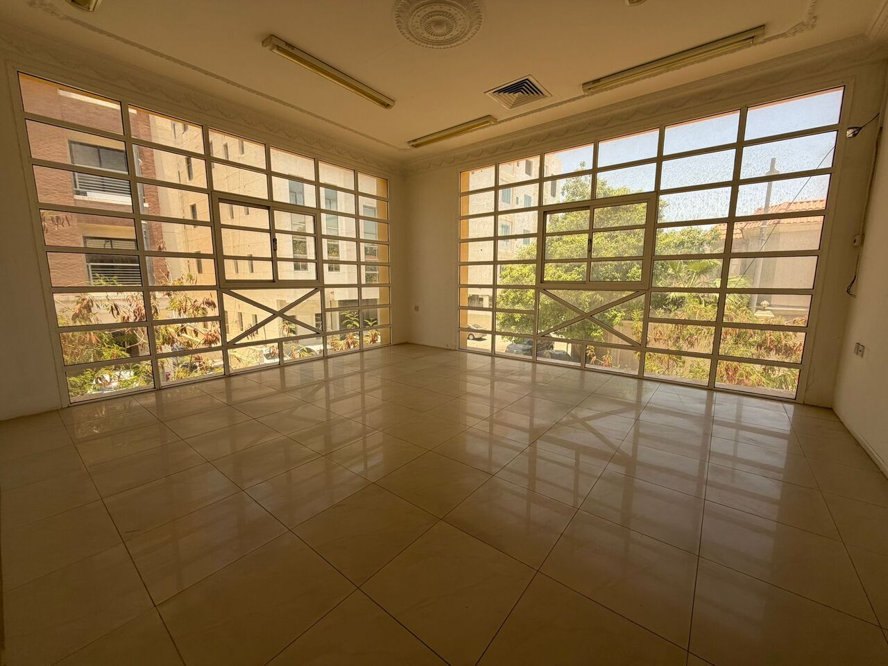 Mahooz, Villas, BHD 1200,  5BR Private Villa For Rent In Mahooz | Private Swimming Pool
