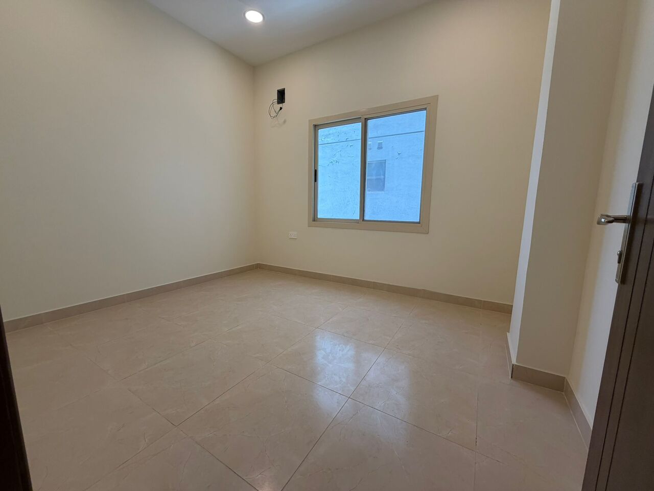 Umm Al Hassam, Apartments, Flats, Houses & Villas, BHD 200/month,  2 BR,  Unfurnished Apartment For Rent In Um Al Hassam
