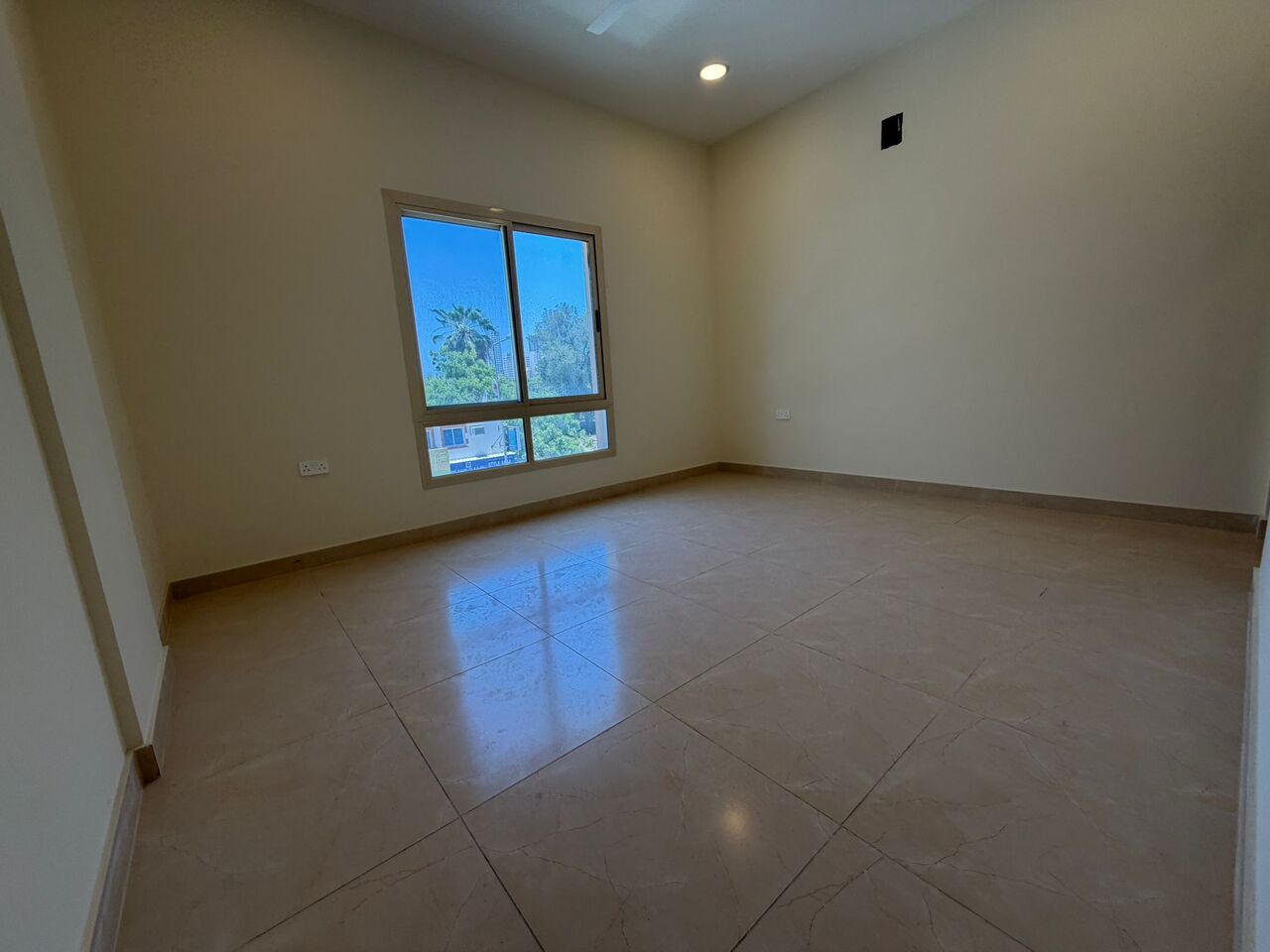 Umm Al Hassam, Apartments, Flats, Houses & Villas, BHD 200/month,  2 BR,  Unfurnished Apartment For Rent In Um Al Hassam
