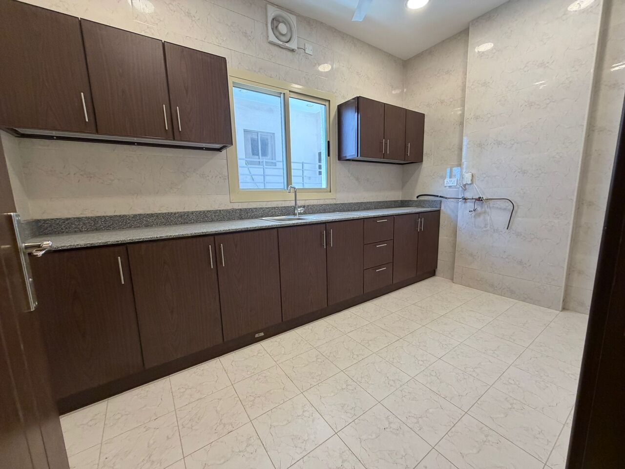 Umm Al Hassam, Apartments, Flats, Houses & Villas, BHD 250/month,  3 BR,  Brand New 3BR Unfurnished Apartment For Rent In Um Al Hassam