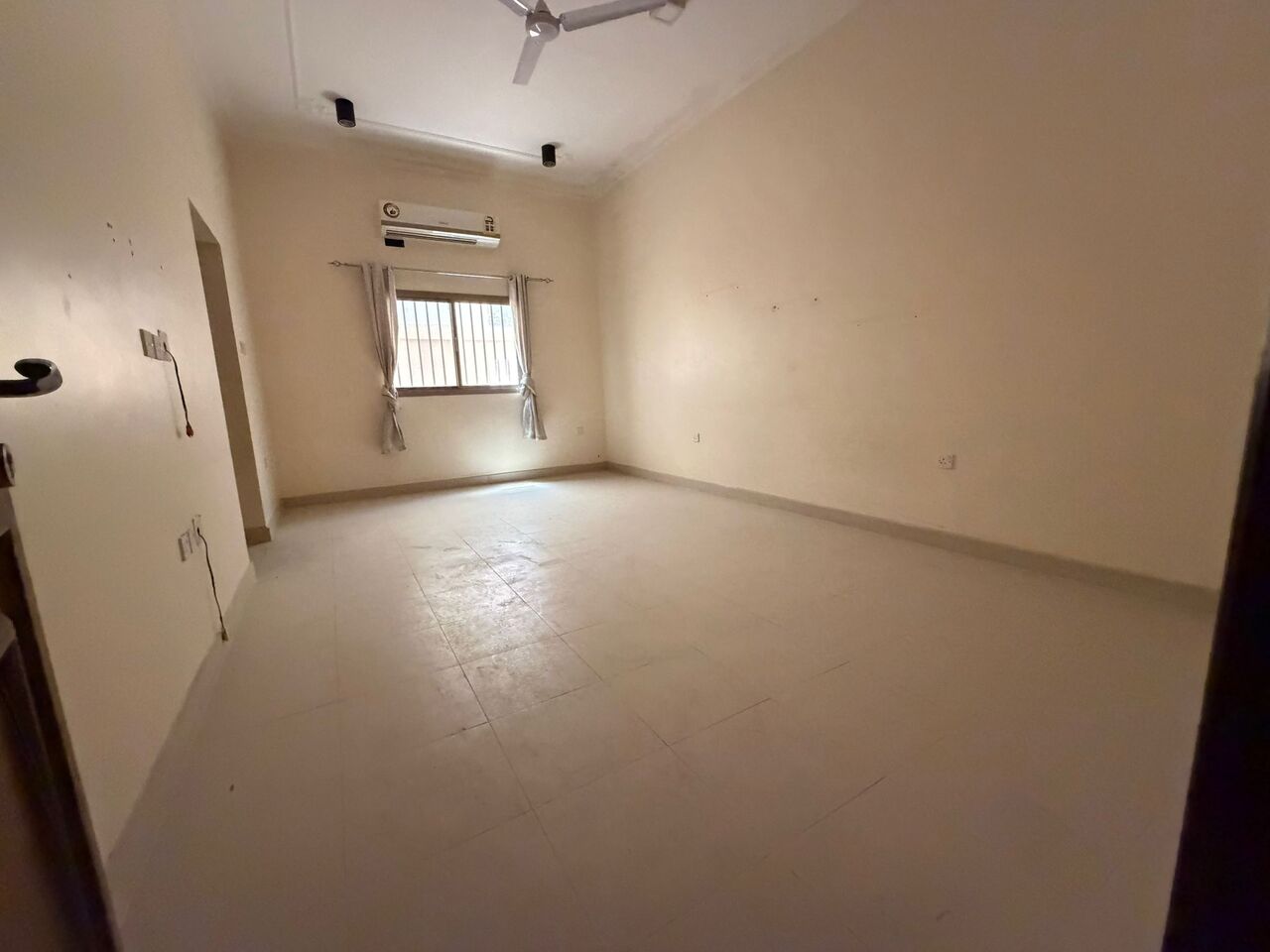 Tubli, Apartments, Flats, Houses & Villas, BHD 200/month,  2 BR,  Semi-Furnished Apartment For Rent In Tubli