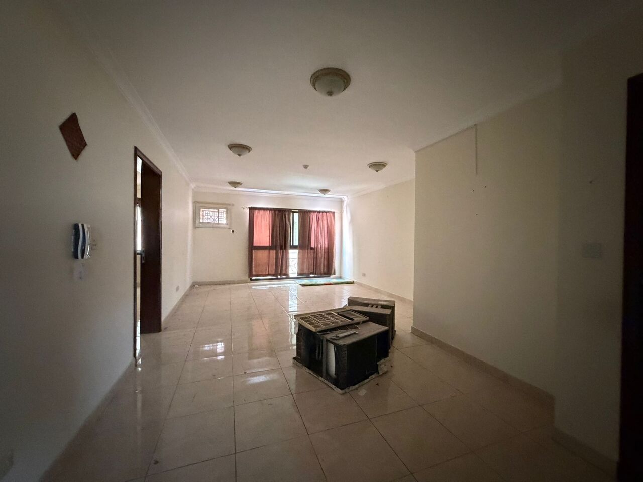 Adliya, Apartments, Flats, Houses & Villas, BHD 230/month,  3 BR,  Semi-Furnished Apartment For Rent In Adliya