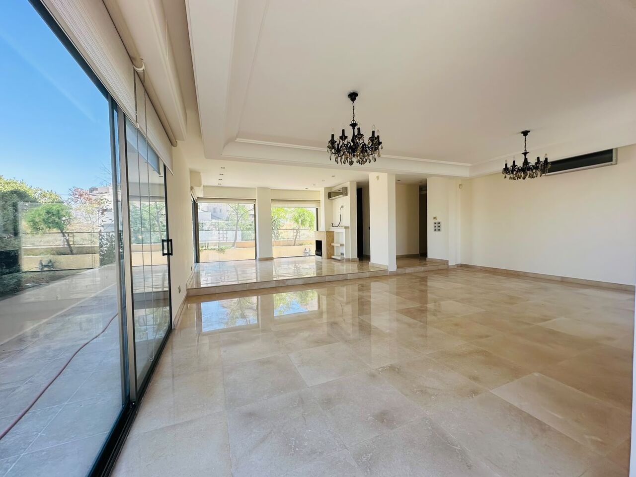 Abdoun, Apartments, Flats, Houses & Villas, JOD 30000/year,  4 BR,  270 Sq. Meter,  Rooftop Apartment For Rent