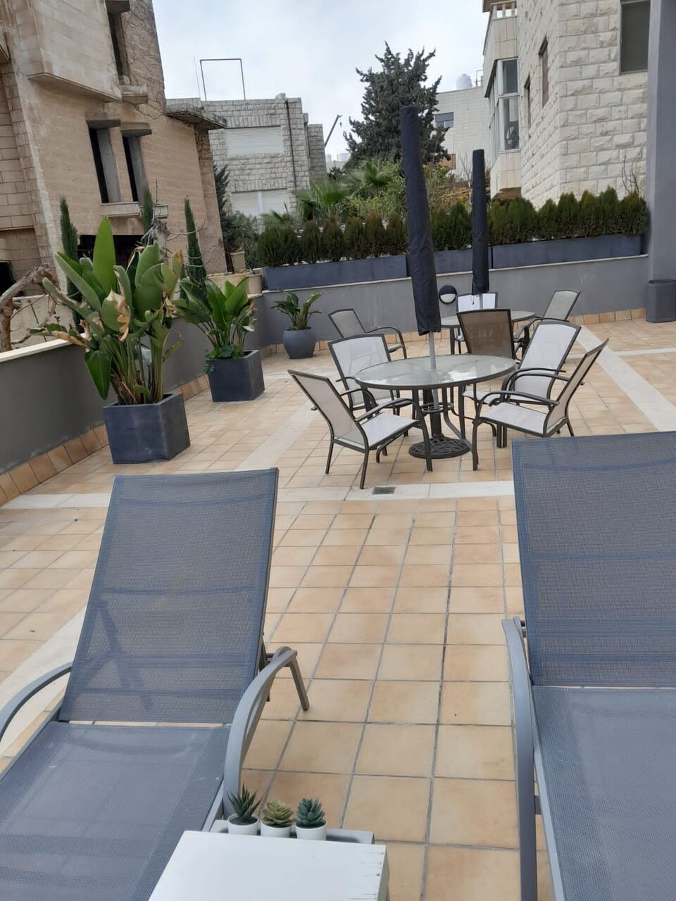 Amman, Apartments, Flats, Houses & Villas, JOD 12000/year,  Furnished,  2 BR,  120 Sq. Meter,  Apartments For Rent In Jabal Amman