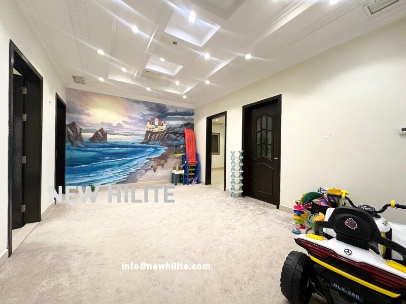 Mangaf, Villas, KWD 800,  Spacious 4-Master-Bedroom Floor For Rent In Mangaf