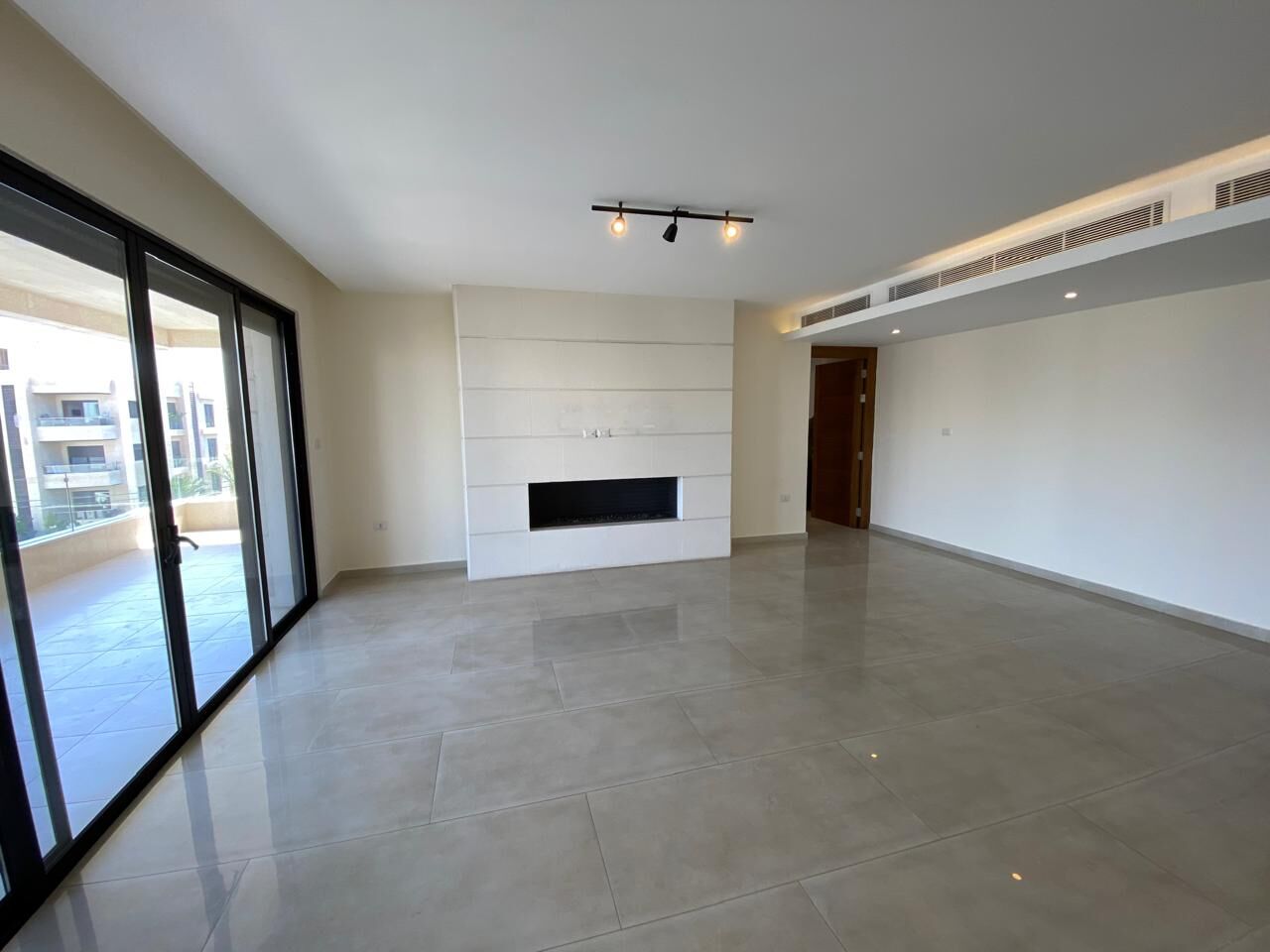 Abdoun, Apartments, Flats, Houses & Villas, JOD 22000/year,  4 BR,  320 Sq. Meter,  Apartments For Rent In Abdoun