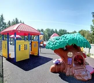 Toronto, Daycare, Western Heights Montessori Academy Maple Grove Campus