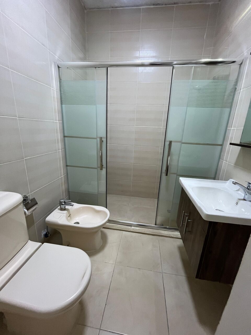 Amman, Apartments, Flats, Houses & Villas, JOD 38000/year,  4 BR,  400 Sq. Meter,  Villa For Sale In Jabal Amman