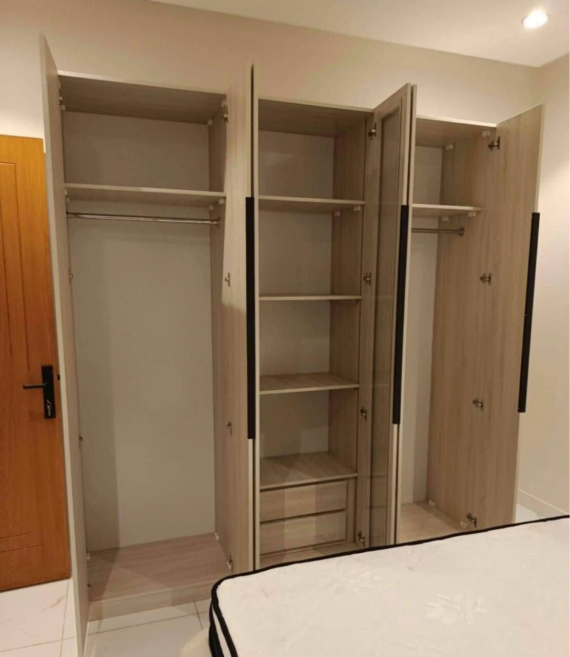 Jeddah, Furniture, SAR 2,  Complete Bedroom Furniture Sets &ndash; Stylish & Affordable