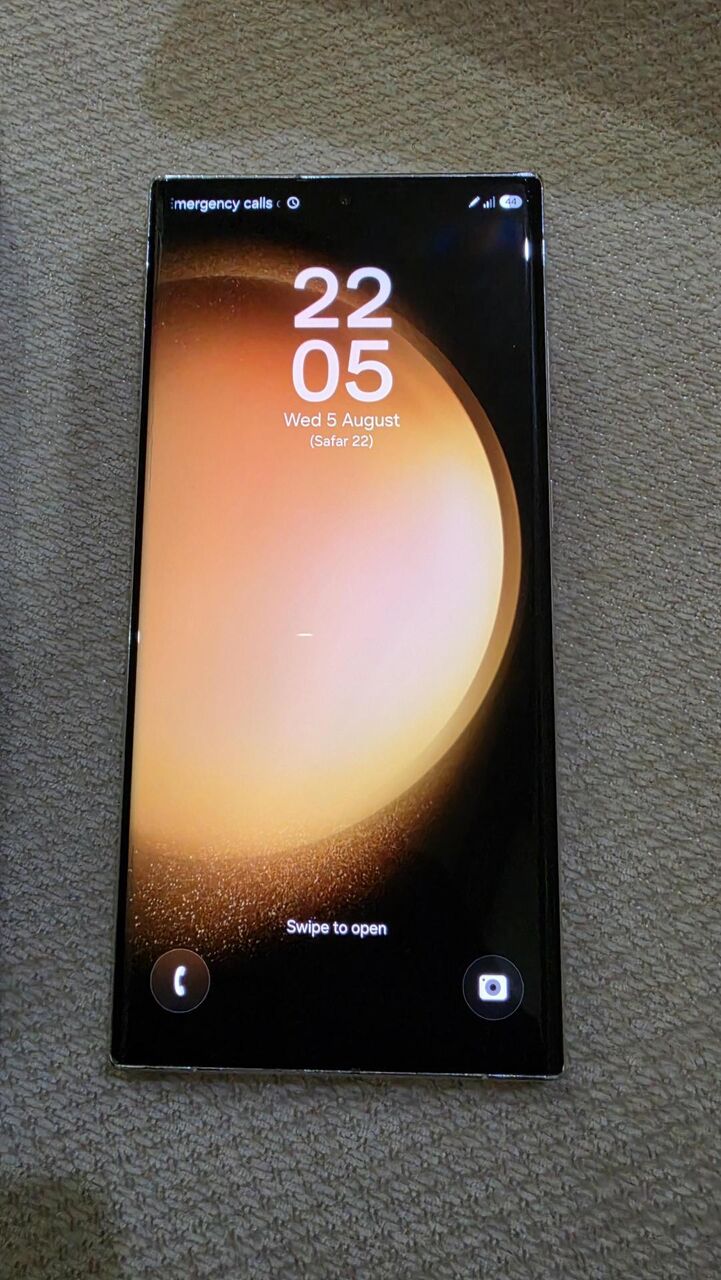 Jeddah, Mobile Phones, SAR 2100,  Samsung Galaxy S23 Ultra 256GB Scratch Less Condition