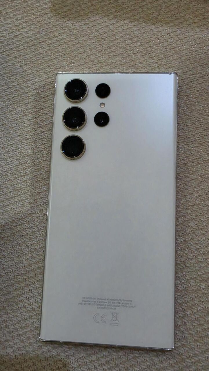 Jeddah, Mobile Phones, SAR 2100,  Samsung Galaxy S23 Ultra 256GB Scratch Less Condition