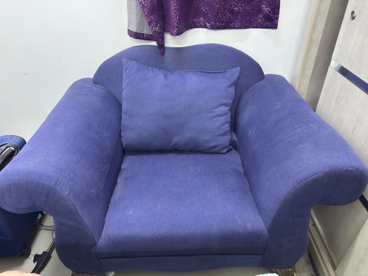 Riyadh, Household Items, SAR 400,  Urgent 7-Seater Sofa Set + Center Table For Sale (Throw Away Price SAR 400)
