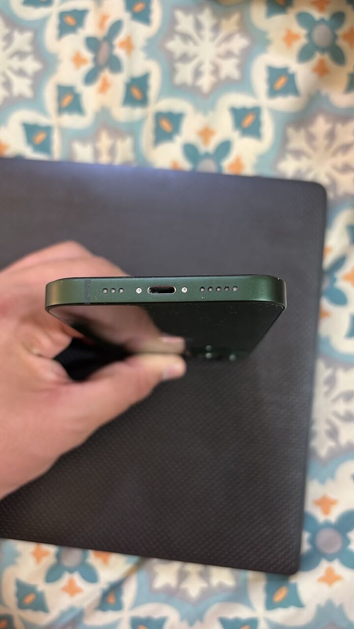 Jubail, Mobile Phones, SAR 1100,  Iphone 13 128 GB Green Zero Scratches 86% Battery