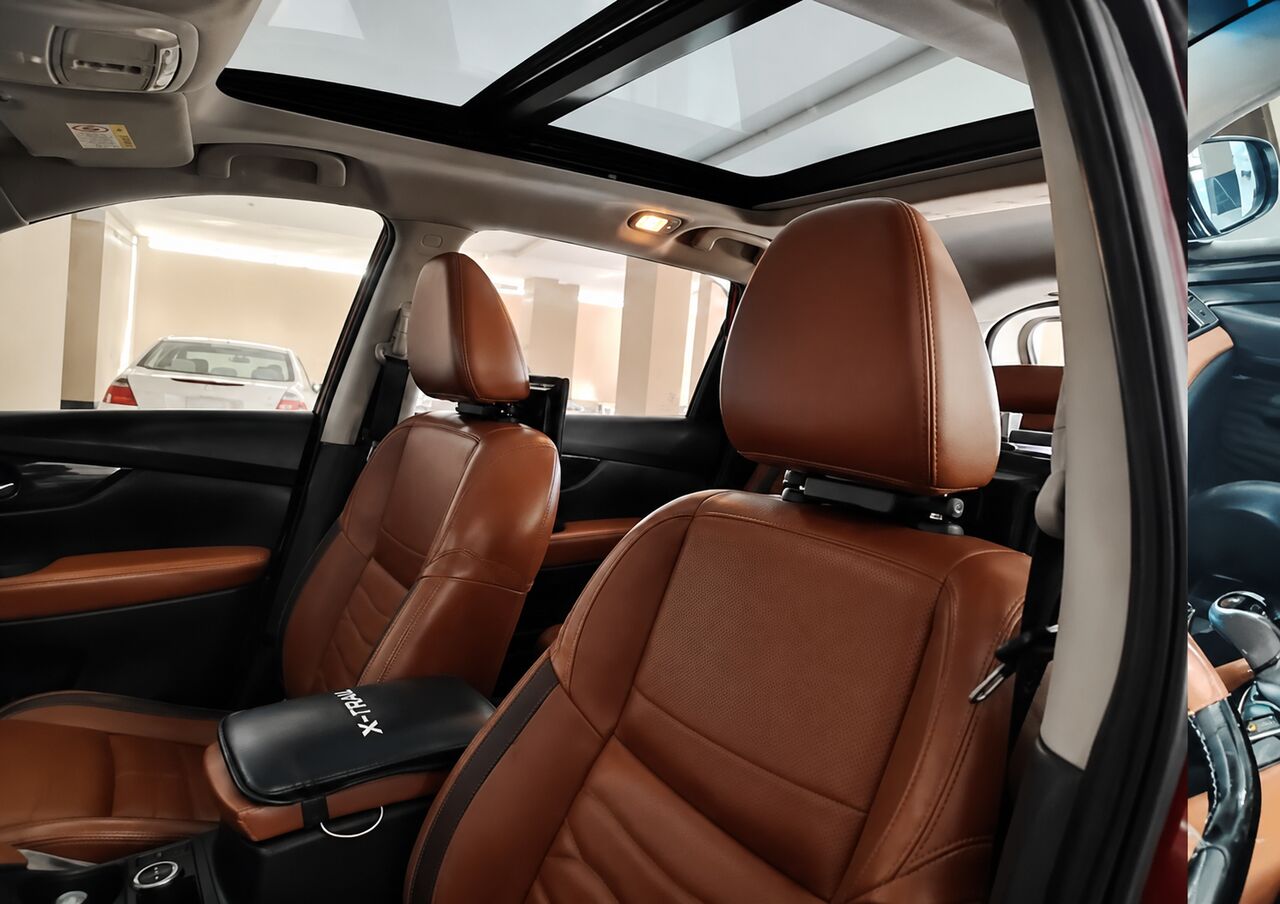 Jeddah, Vehicles, Cars & Trucks , SAR 54500,  Nissan X-Trail,  2019,  Automatic,  233000 KM,   SL |  |4x4| Metallic Red|نيسان إكس-تريل