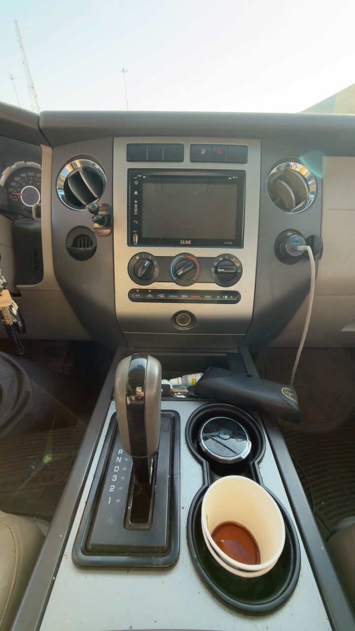 Yanbu, Vehicles, Cars & Trucks , SAR 31000,  Ford Expedition XLT,  2014,  214000 KM,