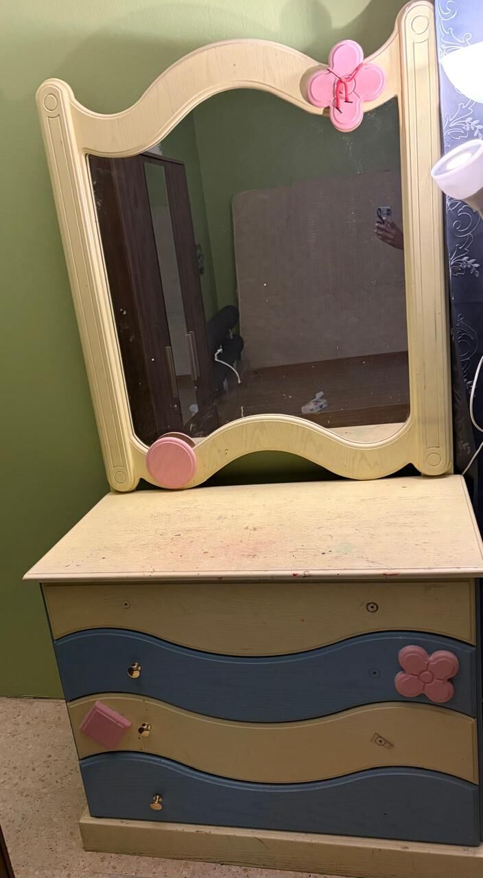 Al Wizarat, Furniture, SAR 100,  Wooden Dressing Table With Mirror & 3 Drawers
