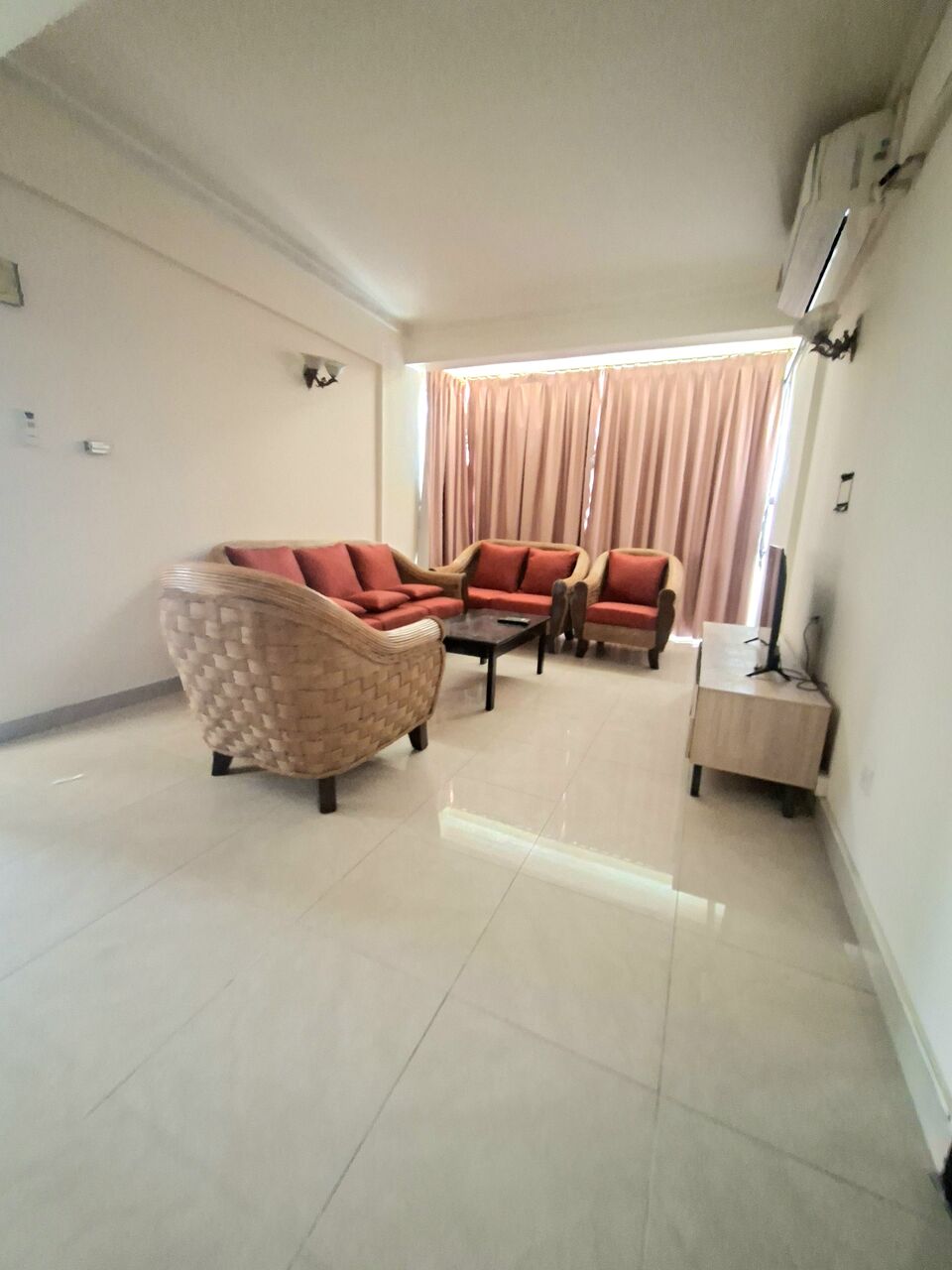 Hoora, Apartments, Flats, Houses & Villas, BHD 300/month,  Furnished,  2 BR,  Fully Furnished Family 2 BHK With Ewa In Hoora,Parking,Neat & Clean Flat @ 35547951