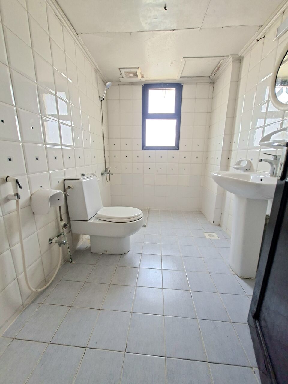 Hoora, Apartments, Flats, Houses & Villas, BHD 300/month,  Furnished,  2 BR,  Fully Furnished Family 2 BHK With Ewa In Hoora,Parking,Neat & Clean Flat @ 35547951