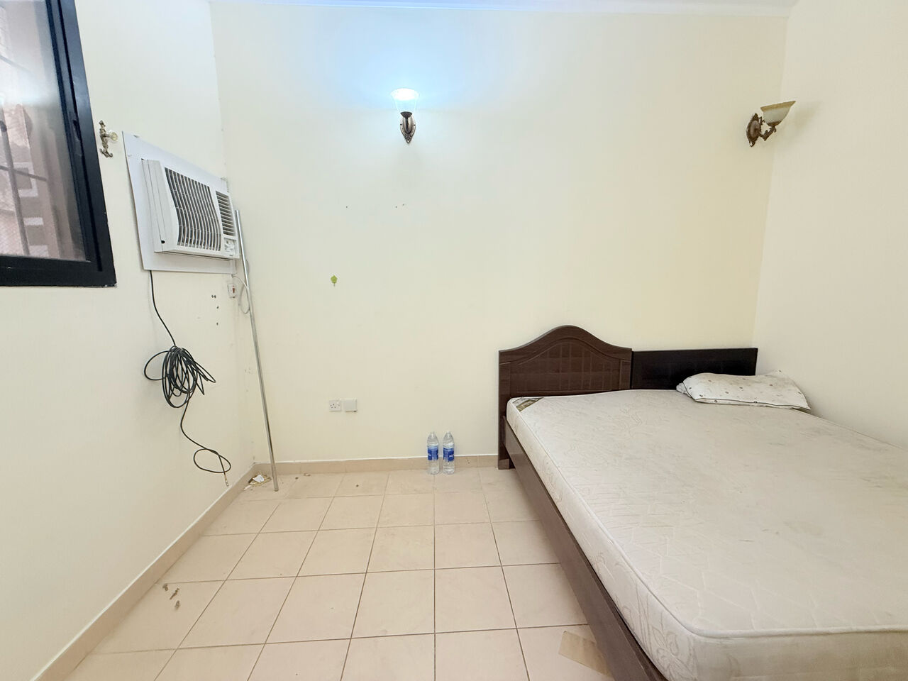 Manama, Rooms for Rent, BHD 120/year,  Furnished Sharing Room For Families, Couples & Ladies | Unlimited EWA | Near Manama Gate