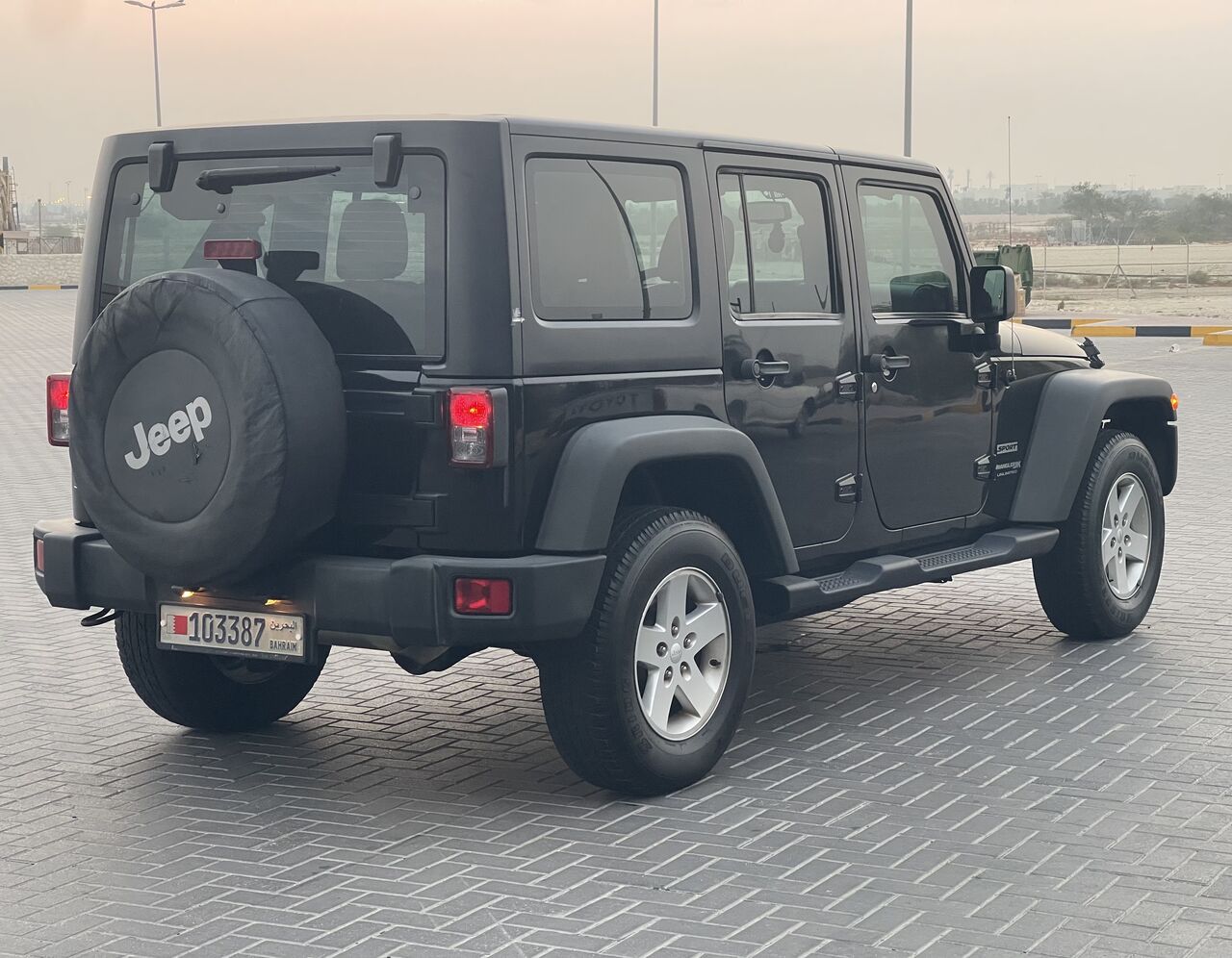 East Riffa, Vehicles, Cars & Trucks , BHD 5950,  Jeep Wrangler,  2018,  Automatic,  2000000 KM,  FOR SALE  1st Owner