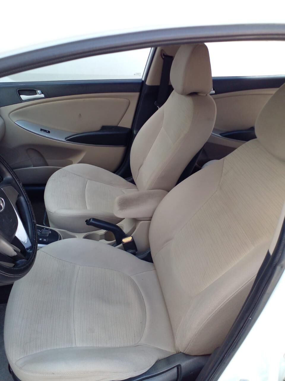 Riyadh, Vehicles, Cars & Trucks , SAR 21000,  Hyundai Accent,  2016,  Automatic,  274000 KM,