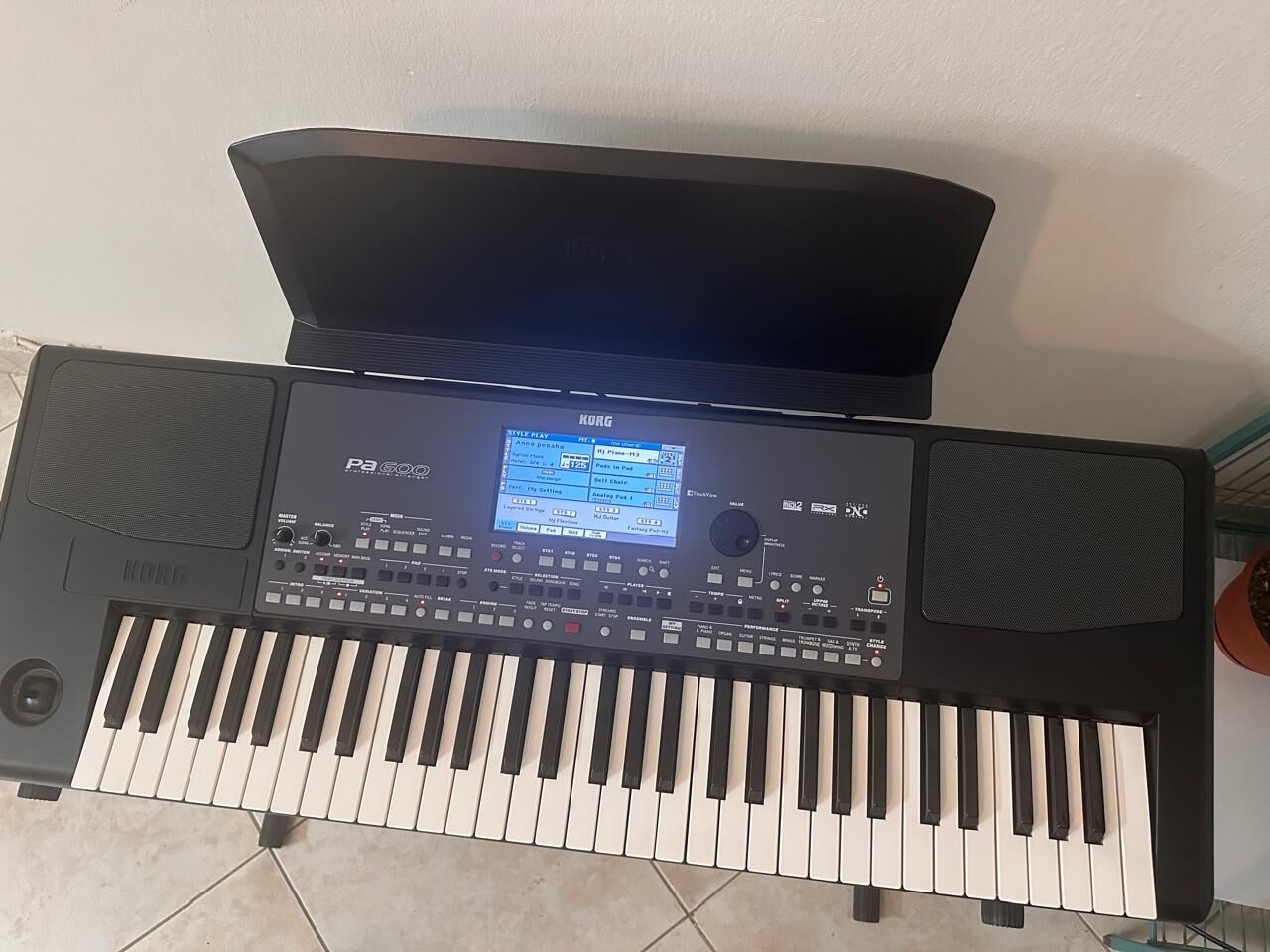 Riyadh, Musical Instruments, SAR 4000,  Korg PA600 Professional Arranger Keyboard Excellant Condition