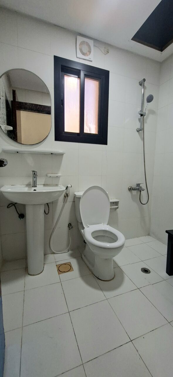 Hoora, Apartments, Flats, Houses & Villas, BHD 190/month,  Furnished,  1 BR,  Fully Furnished Family 1 BHK With Ewa In Hoora,WiFi,Neat & Clean Flat @ 35547951