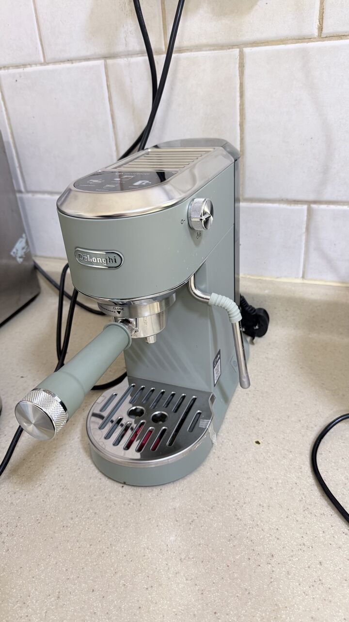 Dammam, Electronics, SAR 100,  Delonghi Coffee Machine, Rigid Fitness Walking Pad, Recliner Chair