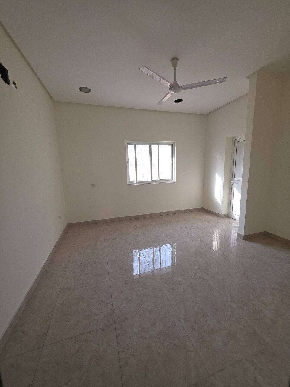Arad, Bedspace For Rent, BHD 180,  Specious Flat For Rent In Arad