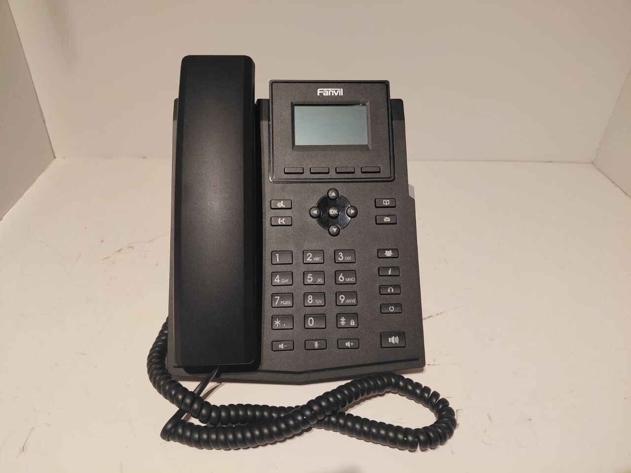 Riyadh, Mobile Phones, SAR 149,  **SPECIAL OFFER** &ndash; Fanvil X301P IP Phone | Business VoIP Desk Phone | PoE Supported
