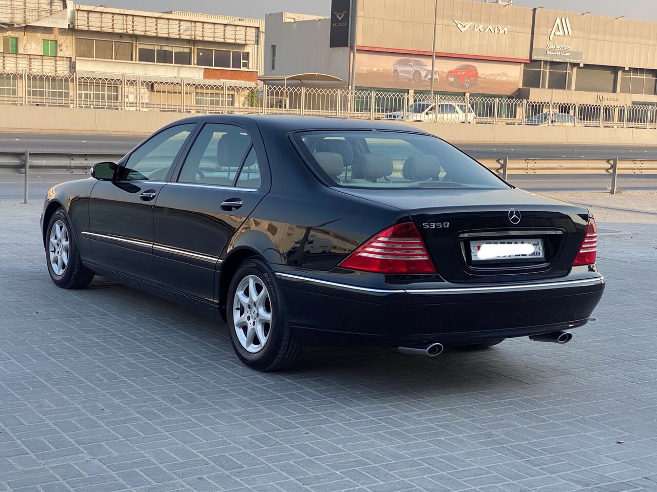 Manama, Vehicles, Cars & Trucks , BHD 1900,  Mercedes Benz S-350,  2003,  Automatic,  133550 KM,   /  (Black)