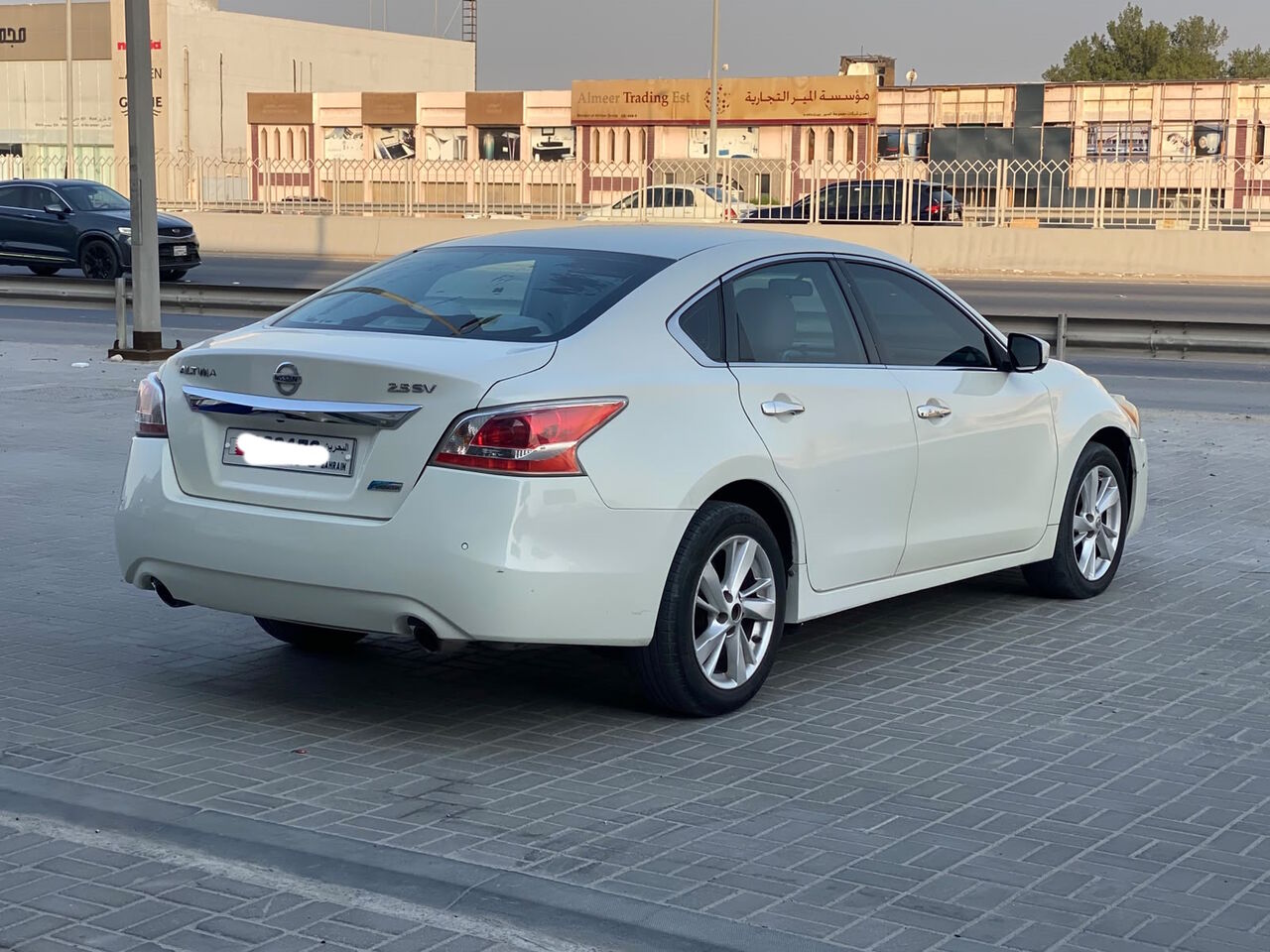 Manama, Vehicles, Cars & Trucks , BHD 1650,  Nissan Altima,  2016,  Automatic,  236750 KM,    (White)