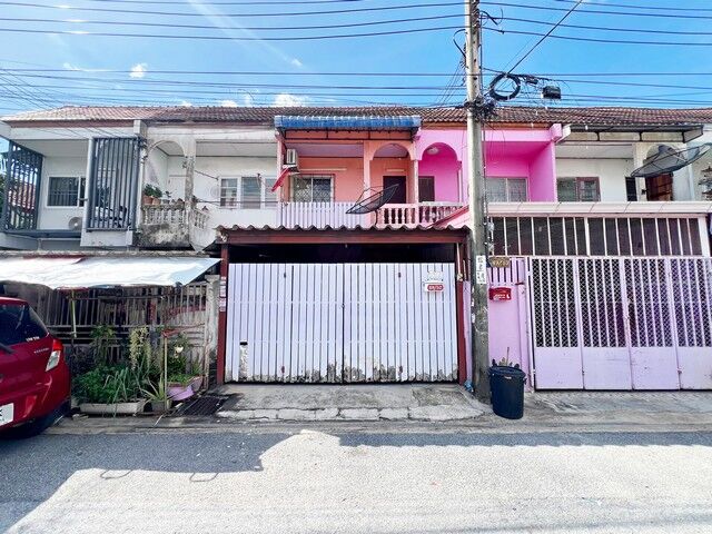 Bangkok, Real Estate For Sale, THB 1790000,  3 BR,  21 Sq. Feet,  2-story Townhouse For Sale, Soi Thawi Watthana 21, Thawi Watthana, Bangkok.