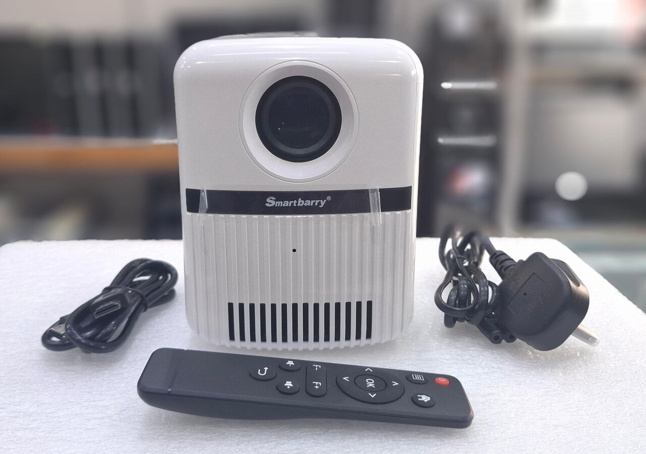 East Riffa, Computers, BHD 22,  Brand New Smart Android WIFI Projector YouTube & Mobile Screen Sharing Very Good Working