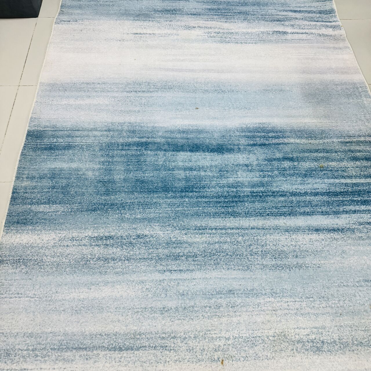 Jeddah, Household Items, SAR 120,  Excellent Condition Carpet (150 X 200 Cm)