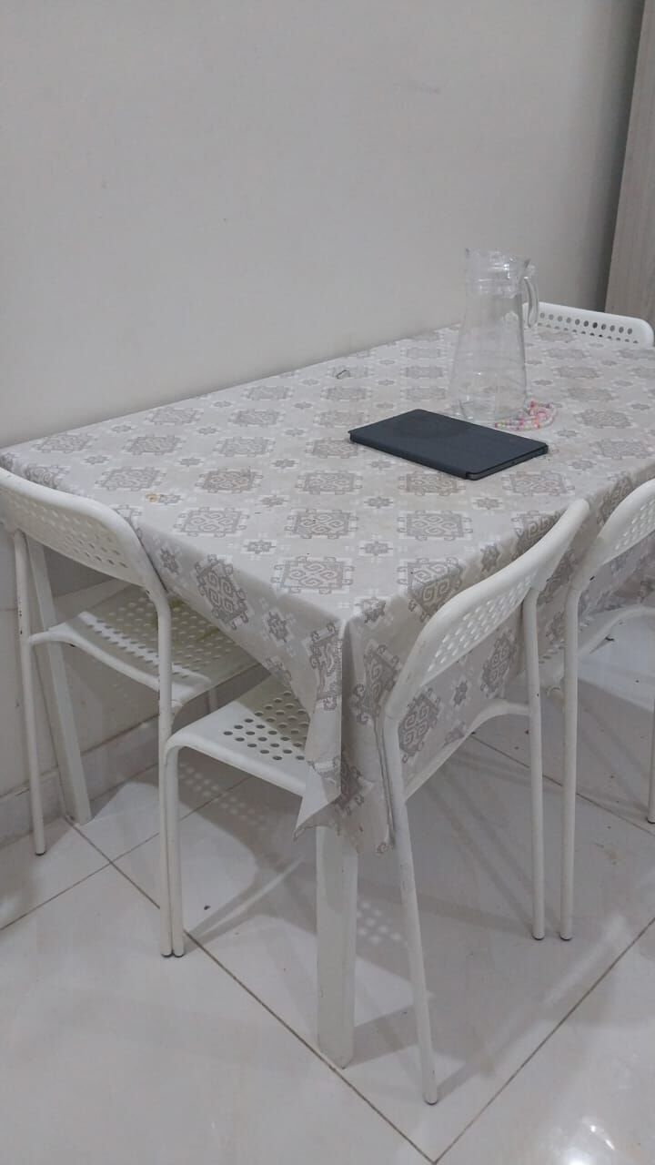 Al Waha, Furniture, SAR 350,  Dinning  Table With 5 Chairs.