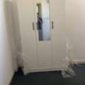 SAR 250,  &lrm;3 Door Wardrobe With Mirror