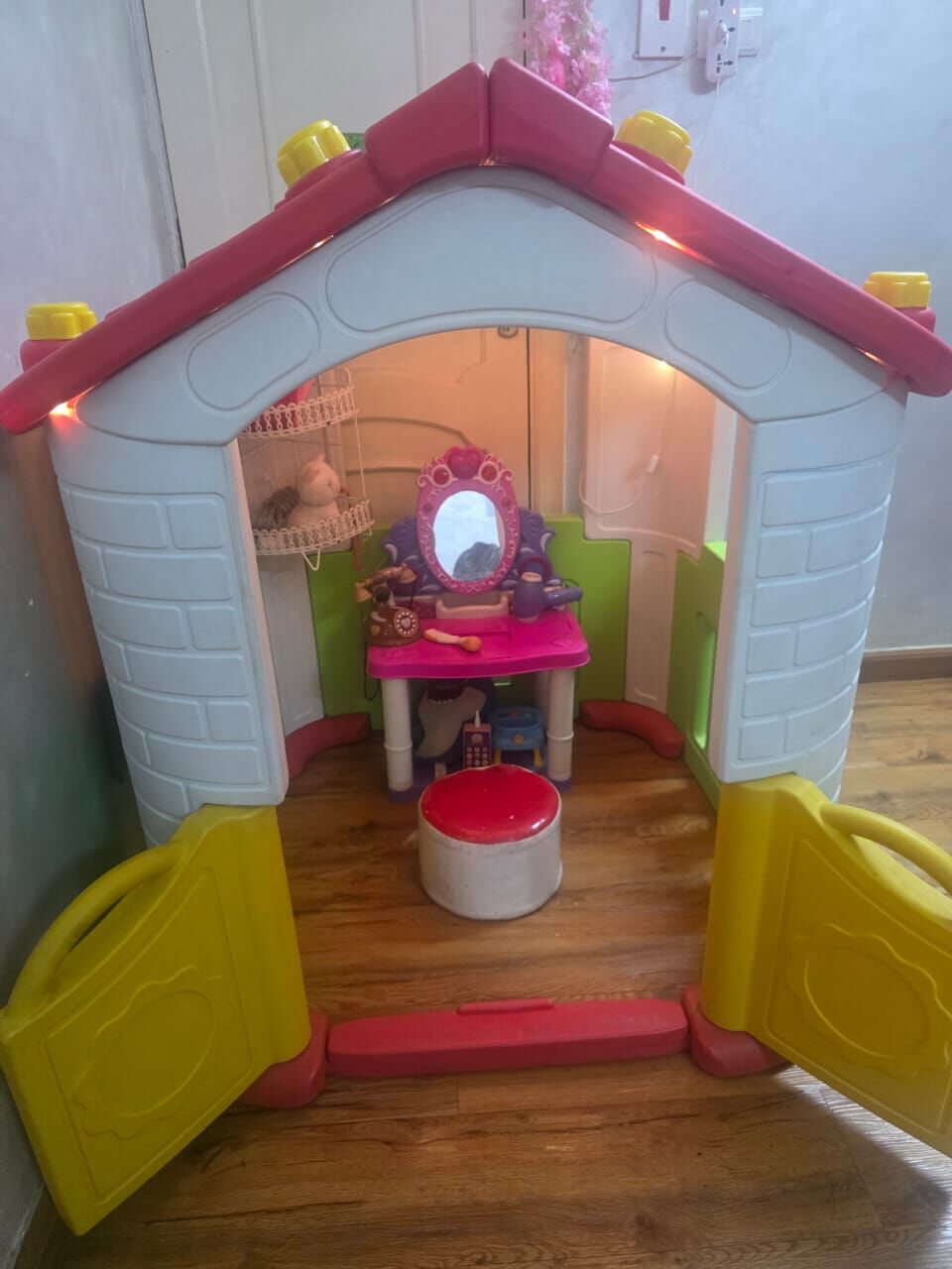 Al Aziziyah, Baby & Kid Stuff, SAR 550,  Kids Play House - Good Condition